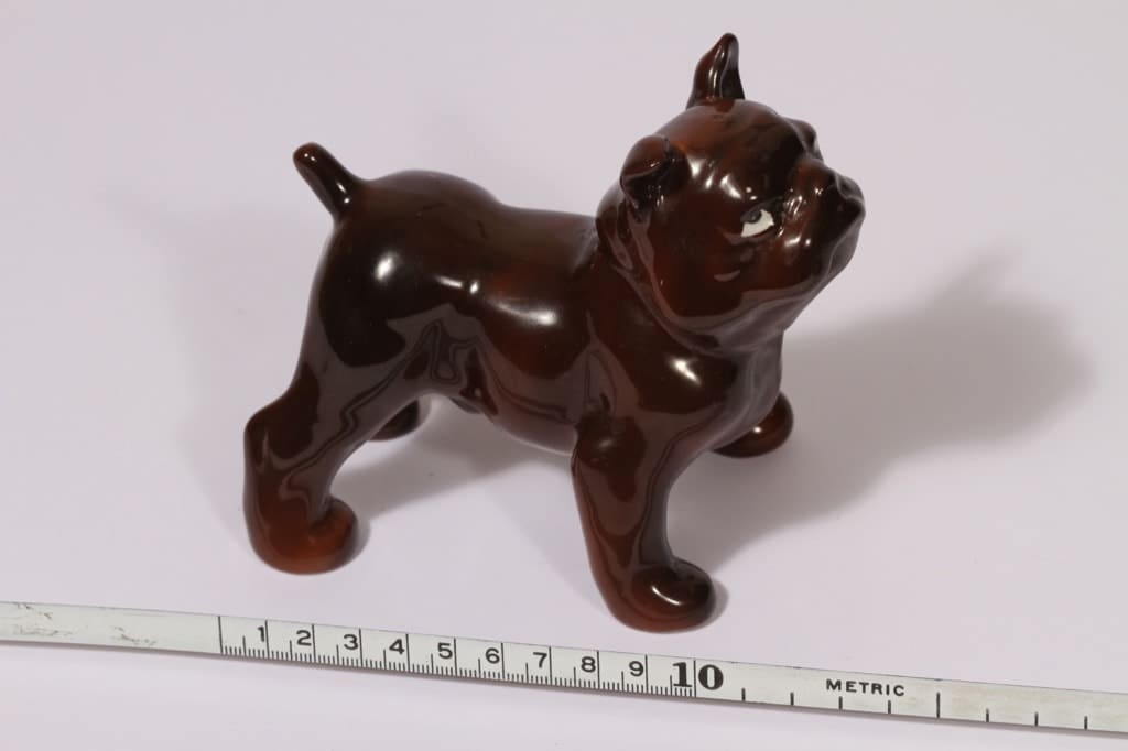 Arabia eläinfiguuri, Buldoggi K 50, suunnittelija Lea von Mickwitz, Buldoggi K 50, koira-aihe, käsinmaalattu kuva 2