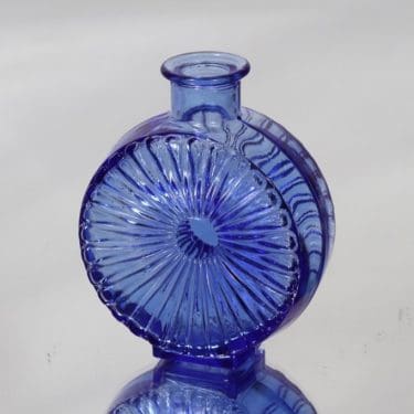 Riihimäen lasi Aurinkopullo koristepullo, koko 1/4, suunnittelija Helena Tynell, koko 1/4, pieni