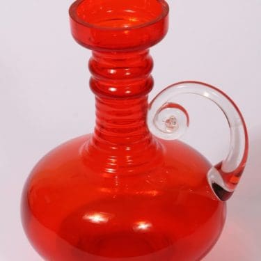 Riihimäen lasi Kleopatra maljakko, punainen, suunnittelija Tamara Aladin, suuri