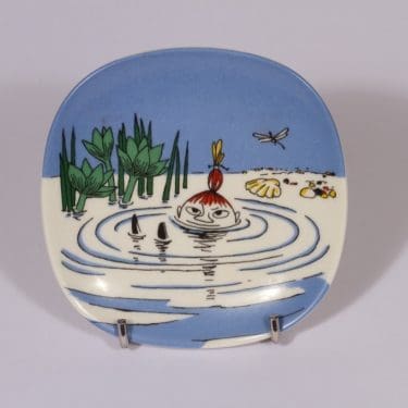 Arabia Muumi koristelautanen, Pikku Myy Uimassa, suunnittelija , Pikku Myy Uimassa, pieni, serikuva