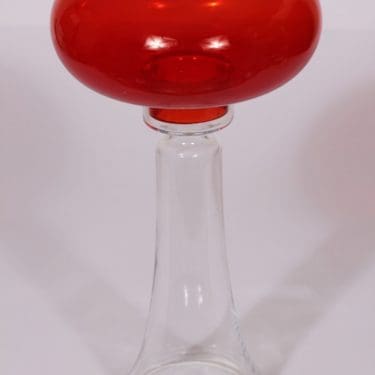 Riihimäen lasi Majakka kynttilälyhty, punainen, suunnittelija Nanny Still, suuri