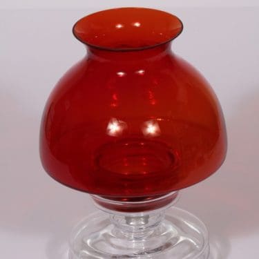Riihimäen lasi Apollo kynttilälyhty, rubiininpunainen, suunnittelija Nanny Still,