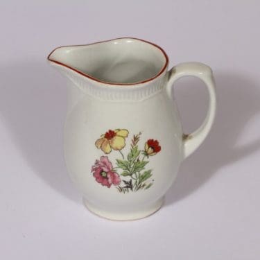 Arabia KB 00 kaadin, kukkakuvio, suunnittelija , kukkakuvio, 0.25 l, pieni, siirtokuva