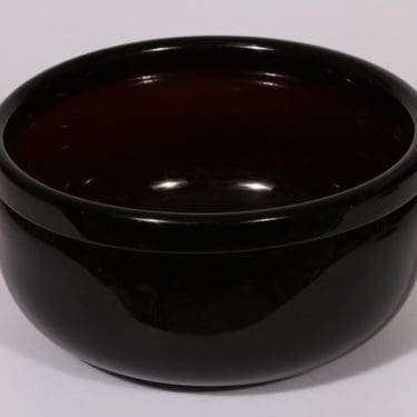 Nuutajärvi kulho, lila, suunnittelija Heikki Orvola, suuri, signeerattu