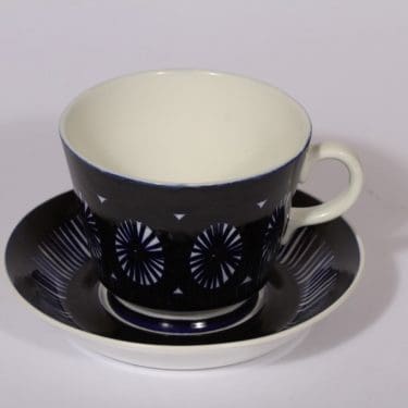 Arabia Fiesta muki, 60 cl, suunnittelija Ulla Procope, 60 cl, käsinmaalattu, signeerattu