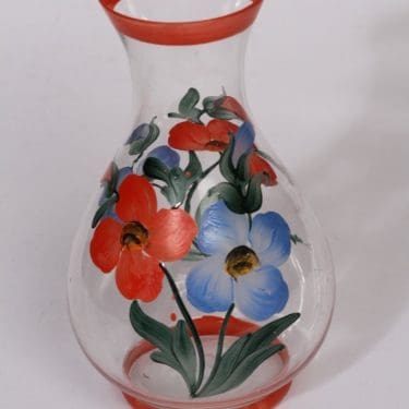 Kumela maljakko, punainen, suunnittelija , käsinmaalattu, kukka-aihe