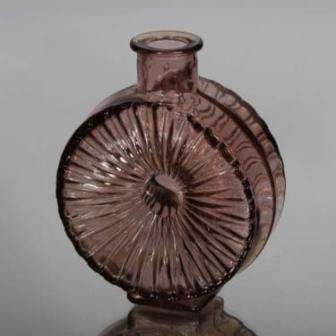 Riihimäen lasi Aurinkopullo koristepullo, suunnittelija Helena Tynell, pieni, lila, koko 1/4