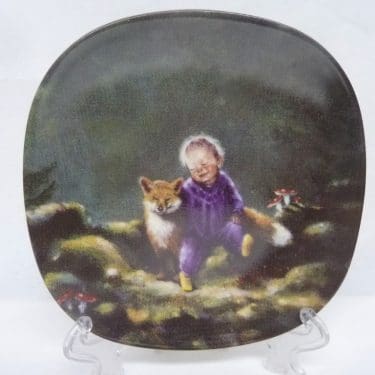 Arabia Dear Friend wall plate Fox designer Sussi Anna Åberg