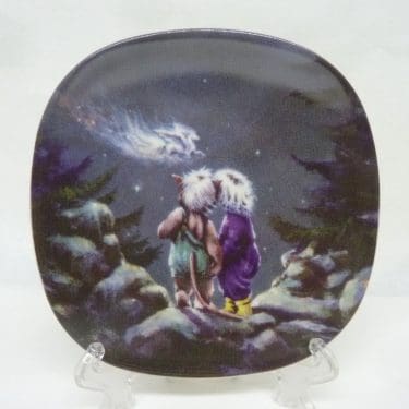 Arabia Dear Friend wall plate Troll designer Sussi Anna Åberg