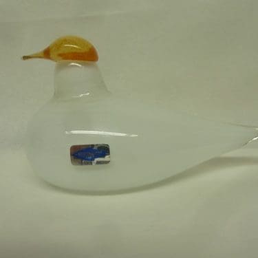 Nuutajärvi yrityslintu koristelintu, Kyyhky, suunnittelija Oiva Toikka, Kyyhky, signeerattu