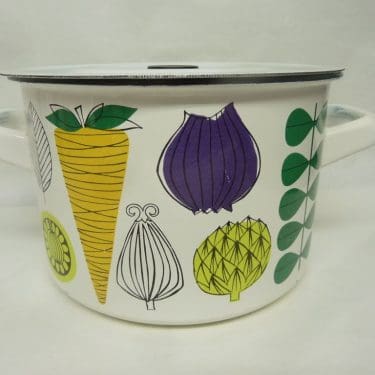 Finel Vegeta kattila, suunnittelija Esteri Tomula, 2.5 l, serikuva, vihannesaihe