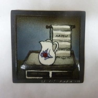 Arabia koristelaatta, Aamu, suunnittelija Heljä Liukko-Sundström, Aamu, pieni, serikuva, signeerattu