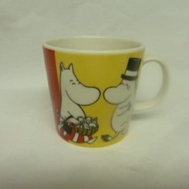 Arabia Muumi muki, Perhe, suunnittelija Tove Slotte, Tove Jansson, Perhe, serikuva, muumi-aihe