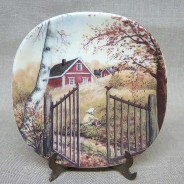 Arabia koristelautanen, Kotiseudun Syksy, suunnittelija Anita Rantanen-Siemers, Kotiseudun Syksy, pieni, serikuva