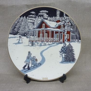 Arabia Joululautanen vuosilautanen, 1990, suunnittelija Tove Slotte, 1990, serikuva