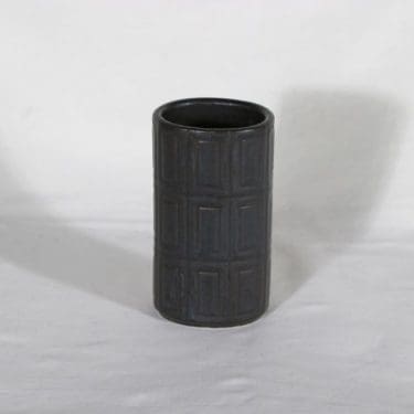 Arabia Oliivi maljakko, ruskea, suunnittelija Olga Osol,