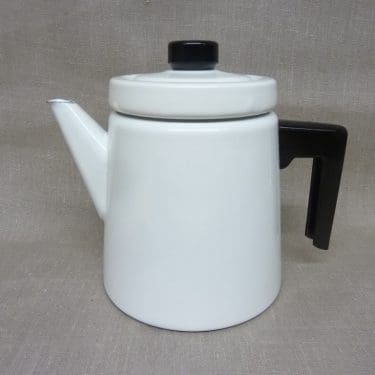 Finel Pehtoori kahvipannu, valkoinen, suunnittelija Antti Nurmesniemi, 2 l