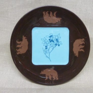 Arabia Flora Fauna vuosilautanen, suunnittelija Eeva Sivula, Pekka Toivanen, 2006, serikuva