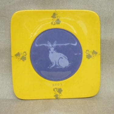 Arabia Flora Fauna vuosilautanen, suunnittelija Eeva Sivula, Pekka Toivanen, 2003, serikuva