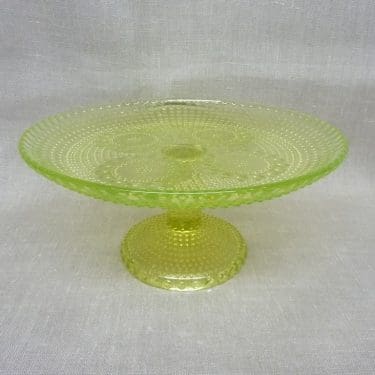 Riihimäen lasi Grapponia vati, keltainen, suunnittelija Nanny Still, jalallinen