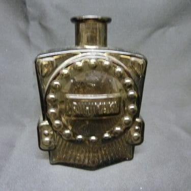 Riihimäen lasi Veturipullo koristepullo, ruskea, suunnittelija Erkkitapio Siiroinen, pieni