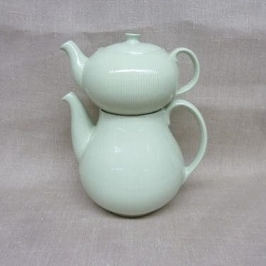 Arabia Sointu teekannu, vaaleanvihreä, suunnittelija , kaksiosainen, harvinainen