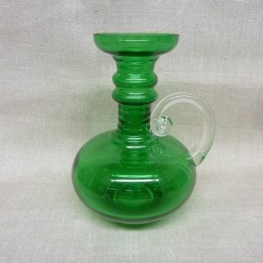 Riihimäen lasi Kleopatra maljakko, vihreä, suunnittelija Tamara Aladin,