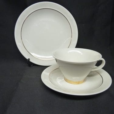 Arabia Harlekin Gold teekuppi, valkoinen, kulta, suunnittelija , kultaraita