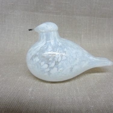 Nuutajärvi koristelintu, Tilaustyö Tapiola Oy:Lle, suunnittelija Oiva Toikka, Tilaustyö Tapiola Oy:Lle, pieni, signeerattu, yrityslintu