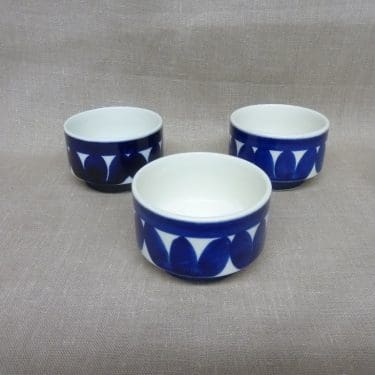 Arabia Sotka jälkiruokakulho, 3 kpl, suunnittelija Raija Uosikkinen, käsinmaalattu