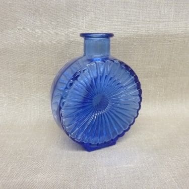 Riihimäen lasi Aurinkopullo koristepullo, 1/4, suunnittelija Helena Tynell, 1/4, pieni