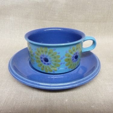 Arabia S teekuppi, suunnittelija Hilkka-Liisa Ahola, käsinmaalattu, signeerattu, retro