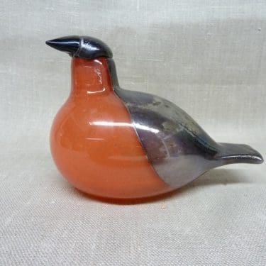 Nuutajärvi koristelintu, Punatulkku, suunnittelija Oiva Toikka, Punatulkku, pieni, yrityslintu Ensolle, lysteri