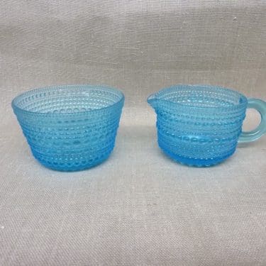 Nuutajärvi Kastehelmi sokerikko ja kermakko, turkoosi, suunnittelija Oiva Toikka,