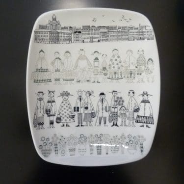 Arabia Kauppatori decorative plate, designer Raija Uosikkinen, copper ornament