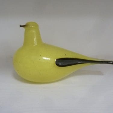 Nuutajärvi koristelintu, Kuhankeittäjä, suunnittelija Oiva Toikka, Kuhankeittäjä, signeerattu