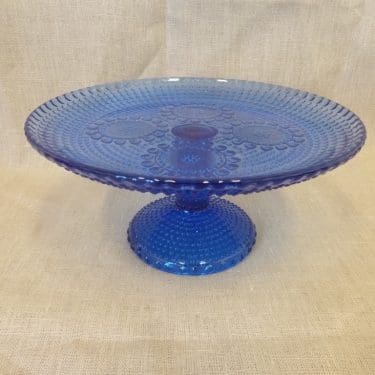 Riihimäen lasi Grapponia leivostarjotin, koboltinsininen, suunnittelija Nanny Still,