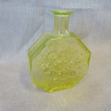 Riihimäen lasi Stella Polaris koristepullo, keltainen, suunnittelija Nanny Still,