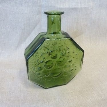 Riihimäen lasi Stella Polaris koristepullo, vihreä, suunnittelija Nanny Still,