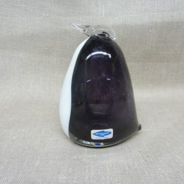 Nuutajärvi koristelintu, Pingviini, suunnittelija Oiva Toikka, Pingviini, pieni, signeerattu