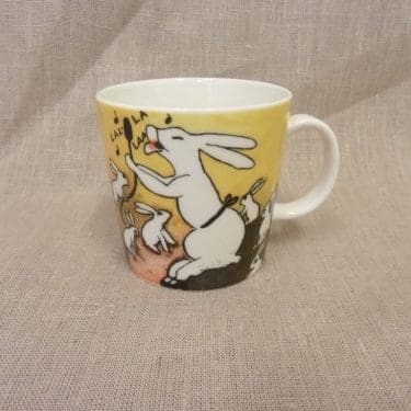 Arabia muki, Muusikkopuput, suunnittelija Heljä Liukko-Sundström, Muusikkopuput, serikuva, pupu-aihe