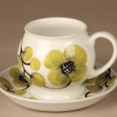 Arabia Aprilli kuppi ja lautanen, vihreä, suunnittelija Esteri Tomula, 60 cl, käsinmaalattu