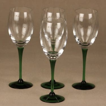 Nuutajärvi Traviata lasit, kirkas, 4 kpl, suunnittelija Saara Hopea, 20 cl