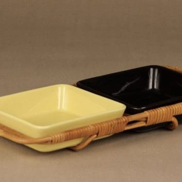 Arabia Kilta kulhot, musta, keltainen, 2 kpl, suunnittelija , rottinkikahva