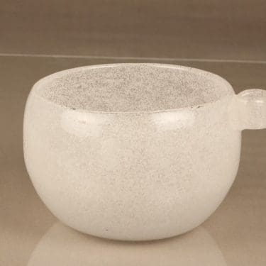 Nuutajärvi Iglu malja, valkoinen, suunnittelija Oiva Toikka,