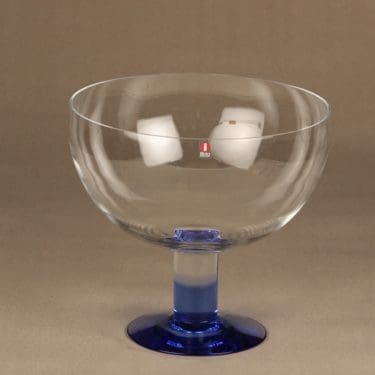 Nuutajärvi Mondo kulho, jalallinen, suunnittelija Kerttu Nurminen, jalallinen