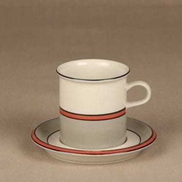 Arabia Aslak kaakaokuppi, raitakoriste, suunnittelija Inkeri Seppälä, raitakoriste, serikuva