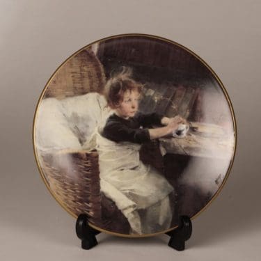 Arabia Toipilas koristelautanen, suunnittelija Helene Schjerfbeck, serikuva, lapsiaihe