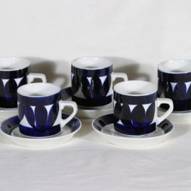 Arabia Sotka kahvikupit, käsinmaalattu, 5 kpl, suunnittelija Raija Uosikkinen, käsinmaalattu