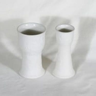 Arabia Suvi maljakot, valkoinen, 2 kpl, suunnittelija Gunvor Olin-Grönqvist,